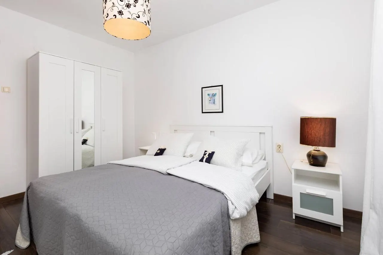 Apartments Gogsy Malinska Croatia