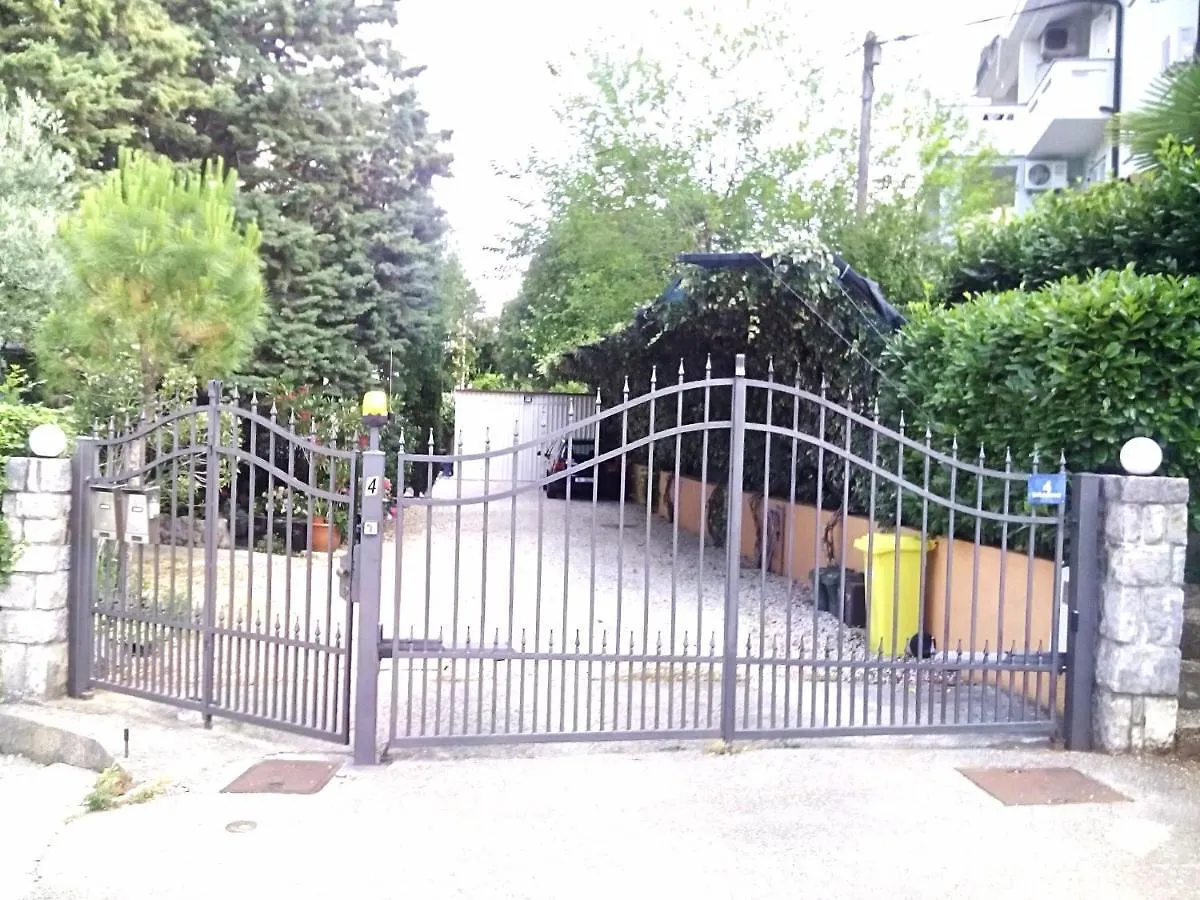 Apartments Gogsy Malinska